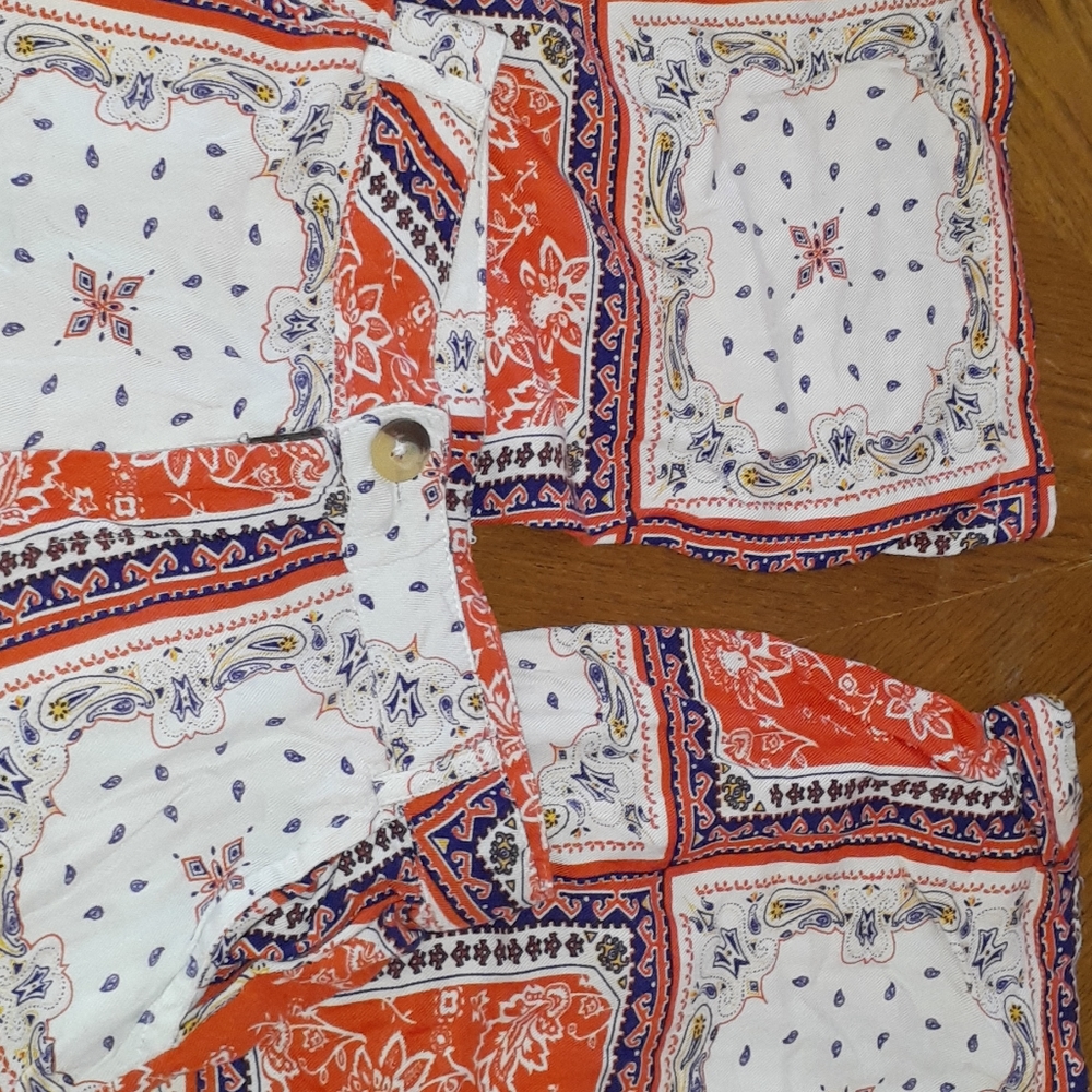 Bell bottom pants